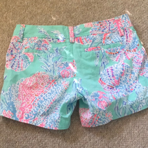 Lilly Pulitzer Callahan shorts, size 2. 2/$60 - Picture 5 of 5